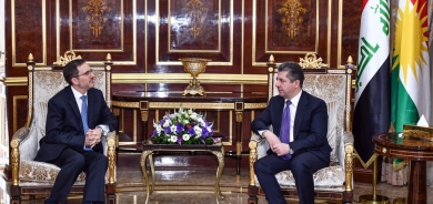 Prime Minister Barzani receives UK ambassador