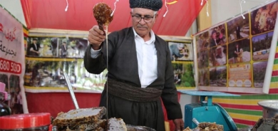 تەمەنێك لە نێو هەنگ و هەنگەوانی