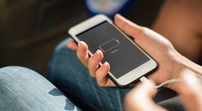 الكشف عن طريقة لإطالة عمر الهاتف الذكي