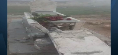 Erebên hawirde li Efrînê goristaneke Kurdên Êzdî jinav birin