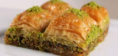 ما سبب الرغبة بتناول الحلويات؟