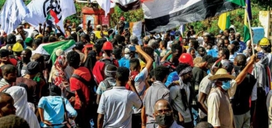 مسيرات حاشدة في السودان في ذكرى الثورة