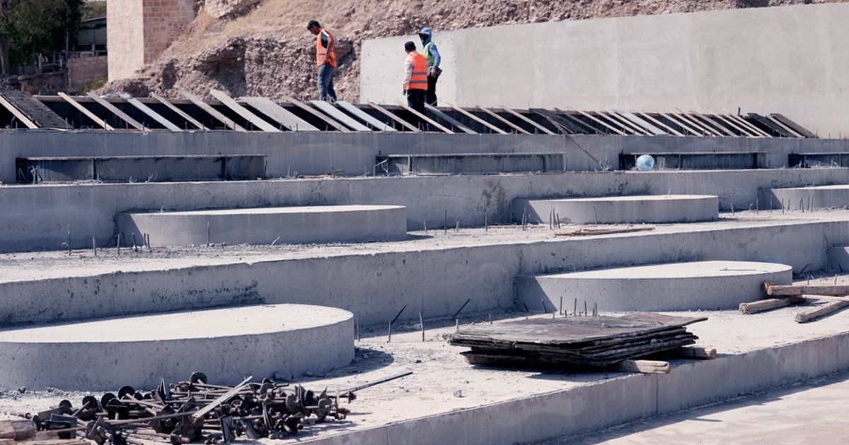 Building ponds: a strategic project, proper administration and quick implementation