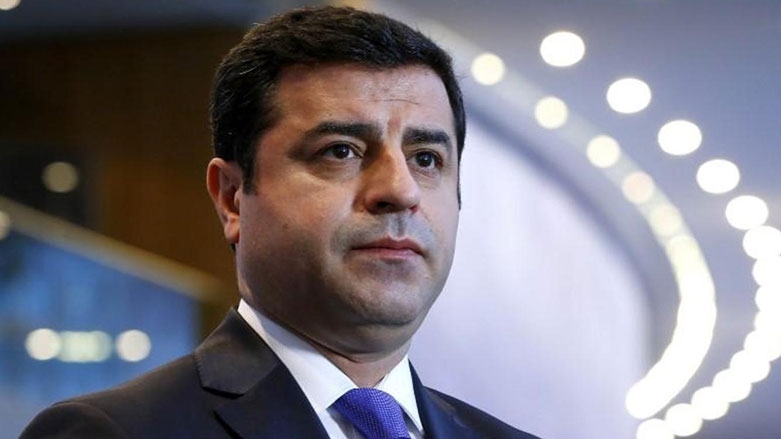 Demirtaş bo partiyên opozîsyonê: Parvekirina kursiyan windakirina derfeteke dîrokî ye