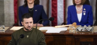 زيلينسكي: أوكرانيا «لن تستسلم أبداً»... والمساعدات الأميركية «ليست صدقة»