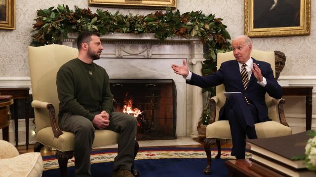 Biden sozeke girîng dide Ukraynayê