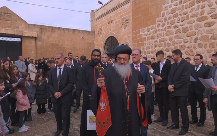 Li Midyadê Suryanan Kirîsmis pîroz kirin