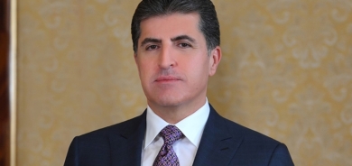 Nêçîrvan Barzanî sersaxiyê li malbata dayîka sê şehîdan dike