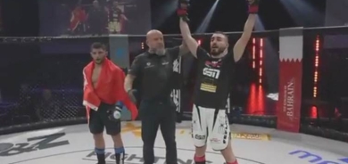 Li Almanyayê boksorê Kurd rikeberê xwe yê Tirk avêt erdê û bû şampiyon