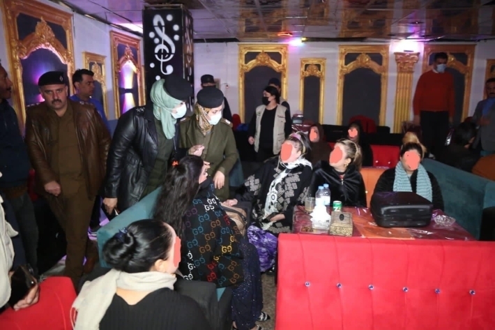 Li Bexdayê hejmarek jinên karkerên seksê hatin girtin