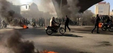 تجدد الاحتجاجات الإيرانية في الداخل والخارج