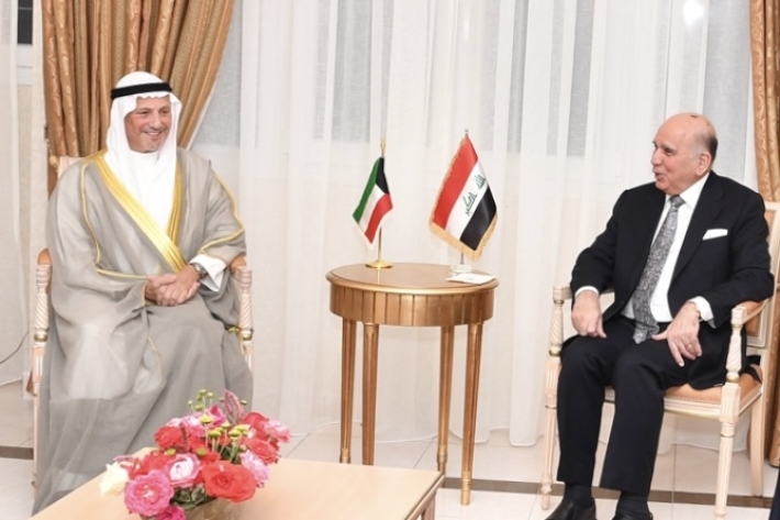 وزير الخارجيَّة العراقي لنظيره الكويتيّ: ما حدث في افتتاح الخليجي لن يؤثر على العلاقات