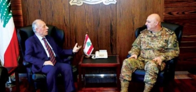 لبنان: عون يخوض «حرباً سياسية» لمنع وصول قائد الجيش أو فرنجية
