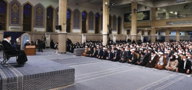 خامنئي يدعو لمواصلة «المواجهة الصارمة» للاحتجاجات