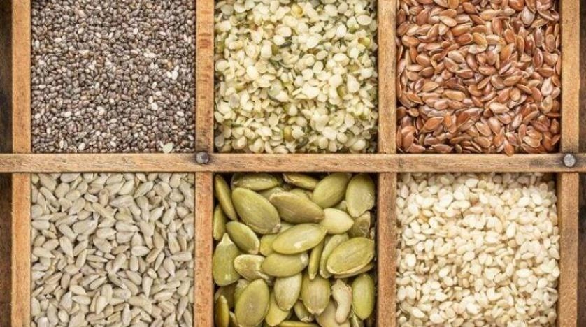 بذور غنية بالألياف والفيتامينات والبروتينات لجسم صحي