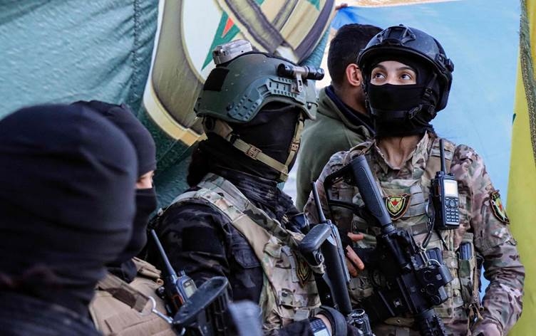 Hevpeymaniya Navdewletî: HSDê 170 endamên DAISê girtine