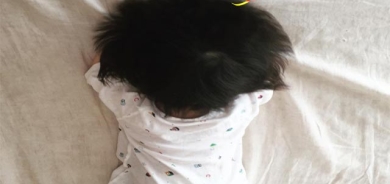 بە سەر و قژی لە گەورە دەچێت