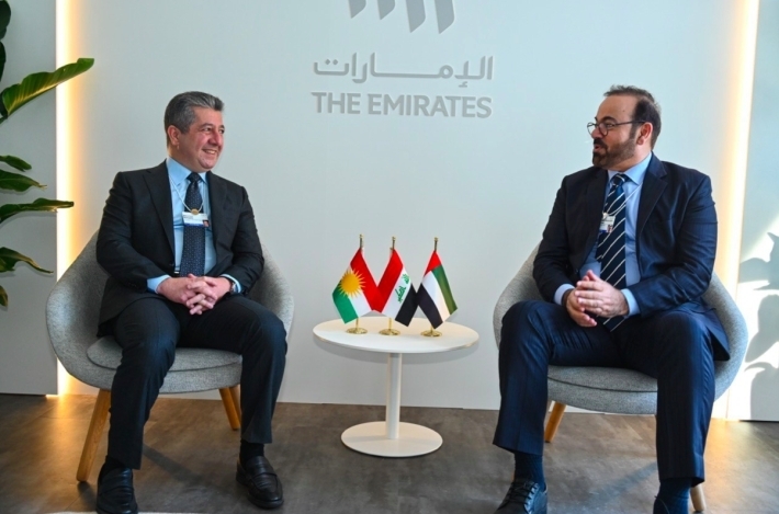 Mesrûr Barzanî li gel Wezîrê Karûbarê Encûmena Wezîran û Wezîrê Aborî ya Îmaratê civiya