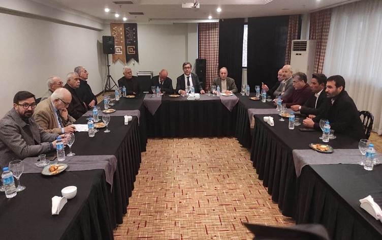 Partiyên Kurdî ji bo avakirina eniyeke Kurdî li Amedê civiyan