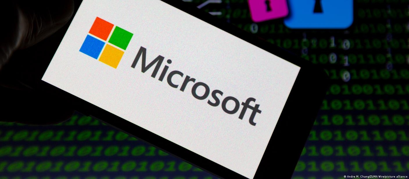 Microsoft probes disruption of several services