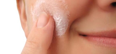 وشكبوونی  پێستی دەوری دەم