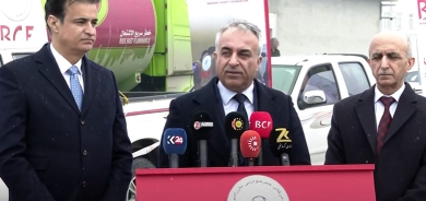 منظمة بارزاني الخيرية توزع 300 ألف لتر من النفط الابيض على العوائل المحتاجة