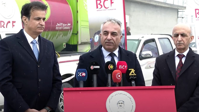 منظمة بارزاني الخيرية توزع 300 ألف لتر من النفط الابيض على العوائل المحتاجة