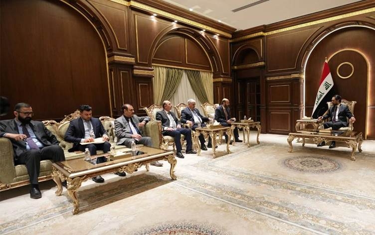 الحلبوسي يؤكد استعداد البرلمان للعمل على إنصاف الإزيديين