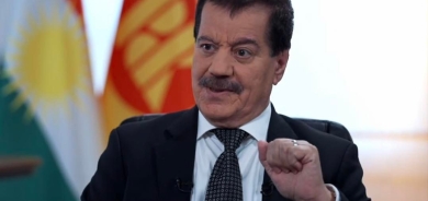 دادگای فیدراڵی .. شەرعییەتی و  دژبەریی بڕیارەکانی و بەسیاسیکردنی حوکمەکانی و بازدانی بە سەر دەسەڵاتەکانیدا