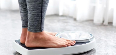 هل يؤثر وقت تناول الطعام في الوزن؟.. خبراء يكشفون