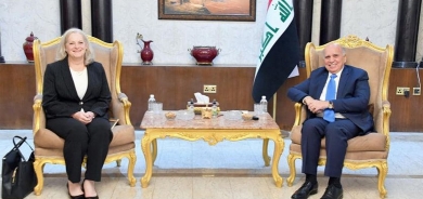 فؤاد حسين والسفيرة الأمريكية يبحثان جدول أعمال زيارة الوفد العراقي إلى واشنطن