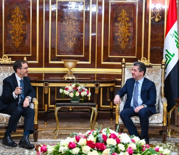 سەرۆكی حكوومەتی هەرێمی كوردستان پێشوازیی لە باڵوێزی بەریتانیا لە عێراق كرد و چه‌ند بابه‌تێكیان تاوتوێ كرد.