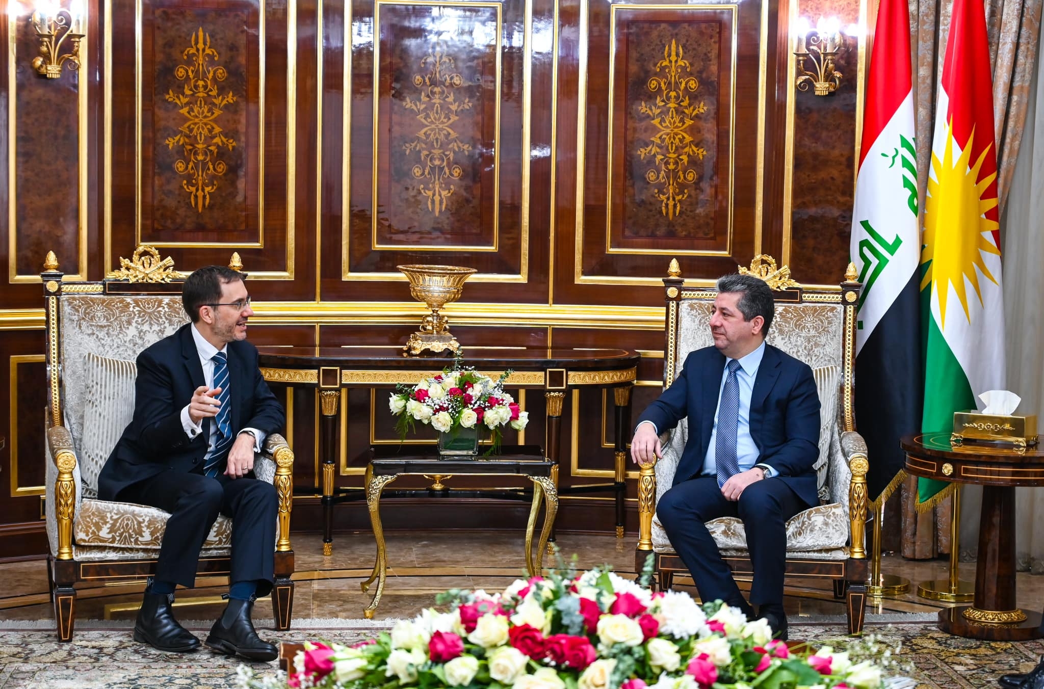 سەرۆكی حكوومەتی هەرێمی كوردستان پێشوازیی لە باڵوێزی بەریتانیا لە عێراق كرد و چه‌ند بابه‌تێكیان تاوتوێ كرد.