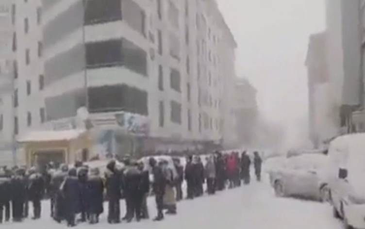 Li Erzeromê welatî 5 pile di bin sifrê de ketine dora goştê erzan