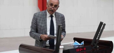 Parlamenterekî AK Partiyê û malbata xwe di bin xirbeyan de mane