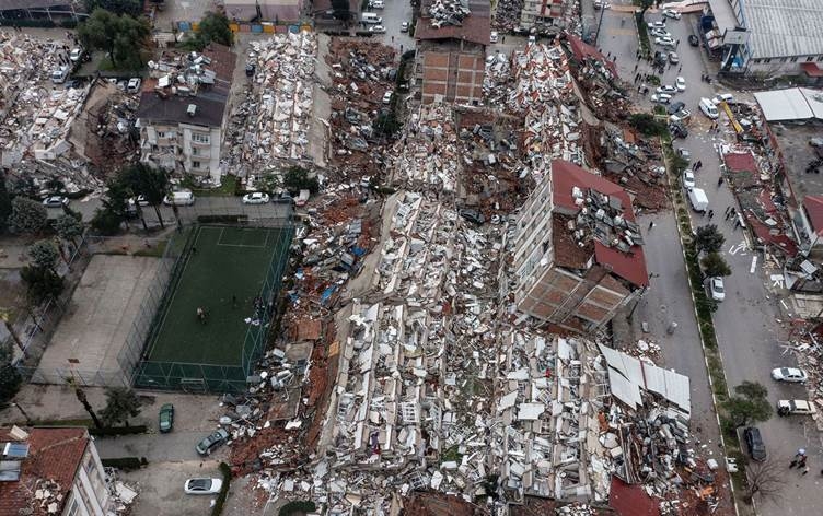 WHO: Em texmîn dikin ji ber erdhejê 20 hezar kes miribin
