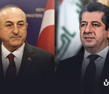 مەسرور بارزانی، سەرۆکی حکومەتی هەرێمی کورستان و مەولود چاوشئۆغلۆ، وەزیری دەرەوەی تورکیا پەیوەندییەکی تەلەفۆنیان ئەنجامدا.