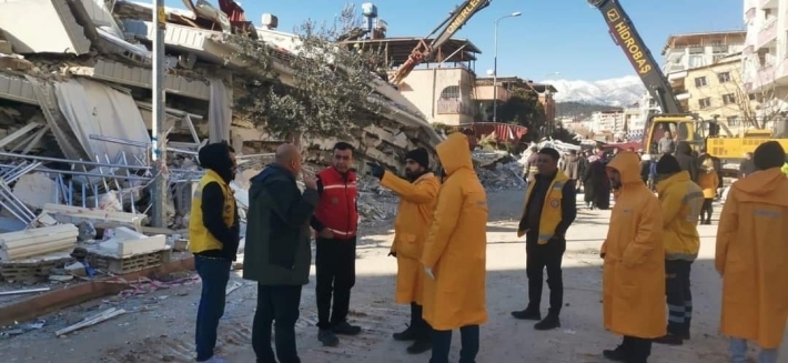 Yekem tîmên alîkariyê yên geheştin Tirkiyê, tîmên Hikûmeta Herêma Kurdistanê bûn