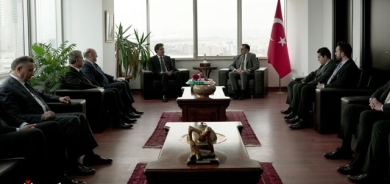 سه‌رۆک نێچیرڤان بارزانی به‌شداری له‌ پرسه‌ی قوربانییانی بوومه‌له‌رزه‌دا ده‌کات