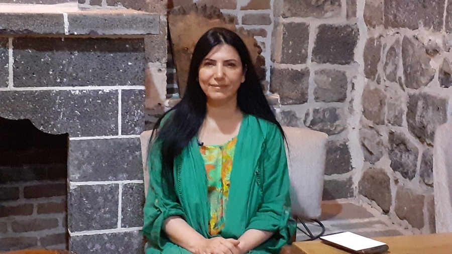 Cenazeya Hunermenda Kurd hat derxistin