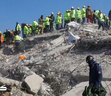 پۆلیسی تورکیا دەیان کەسی بە تاوانی تاڵانکردنی موڵک و ماڵی لێقەوماوانی بوومەلەرزە دەستگیرکرد