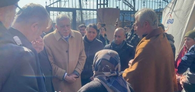 Siyasetvanê Kurd Ahmet Turk di erdhejê de 17 xizmên xwe ji dest dane