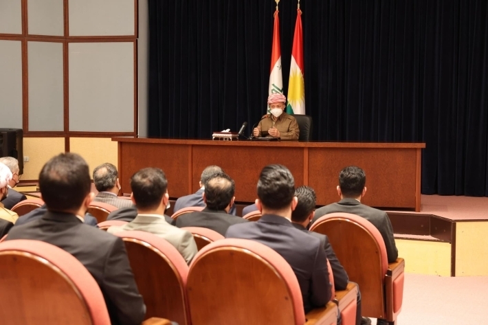 Serok Barzanî li gel Serkirdatiya Yekîtiya Xwendekarên Demokrat ên Kurdistanê û Yekîtiya Ciwanên Demokrat ên Kurdistanê civiya
