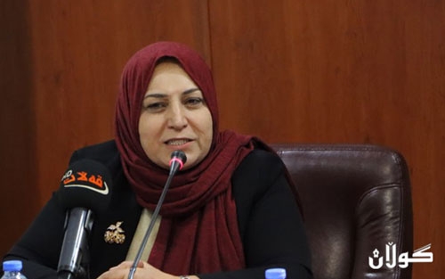 پ.د. نەزاكەت حسێن ئەندامی بەشی ڕۆشنبیری و ڕاگەیاندنی پارتی دیموكراتی كوردستان:     ئەوەی گەنجی نائارام كردووە دروستبوونی قەیرانی ناسنامە و شوناسە