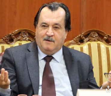 د. بەهات حەسیب قەرەداغی مامۆستای ڕاگەیاندن لە زانكۆی سەڵاحەدین:     گوێنەگرتن لە ڕەخنە و ناڕەزایی گەنجان شڵەژانی دەروونی دروست دەكات و ڕەنگدانەوەی خۆی لە كۆمەڵگە نابینێت