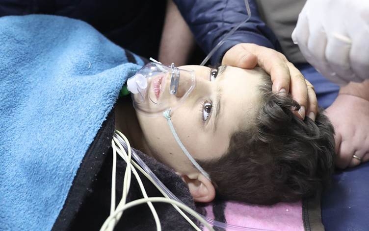 Piştî 11 rojan zarokekî 14 salî ji bin kavilan hat rizgarkirin