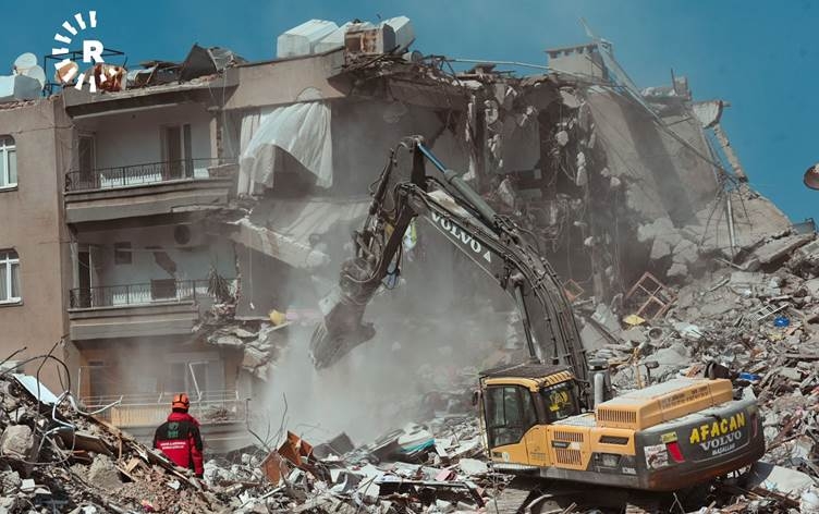 AFAD: Di erdhejê de 38 hezar û 44 kesan canê xwe ji dest dane