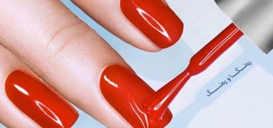 بۆیە و ڕەنگی نینۆكەكانت قەشەنگیی دەستت دەردەخات