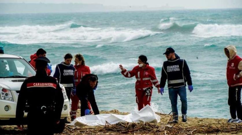 مأساة مهاجرين قبالة إيطاليا