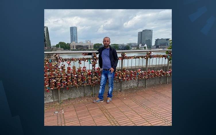 Cenazeyê penaxwazekî Kurd li kampeke Almanyayê hat dîtin